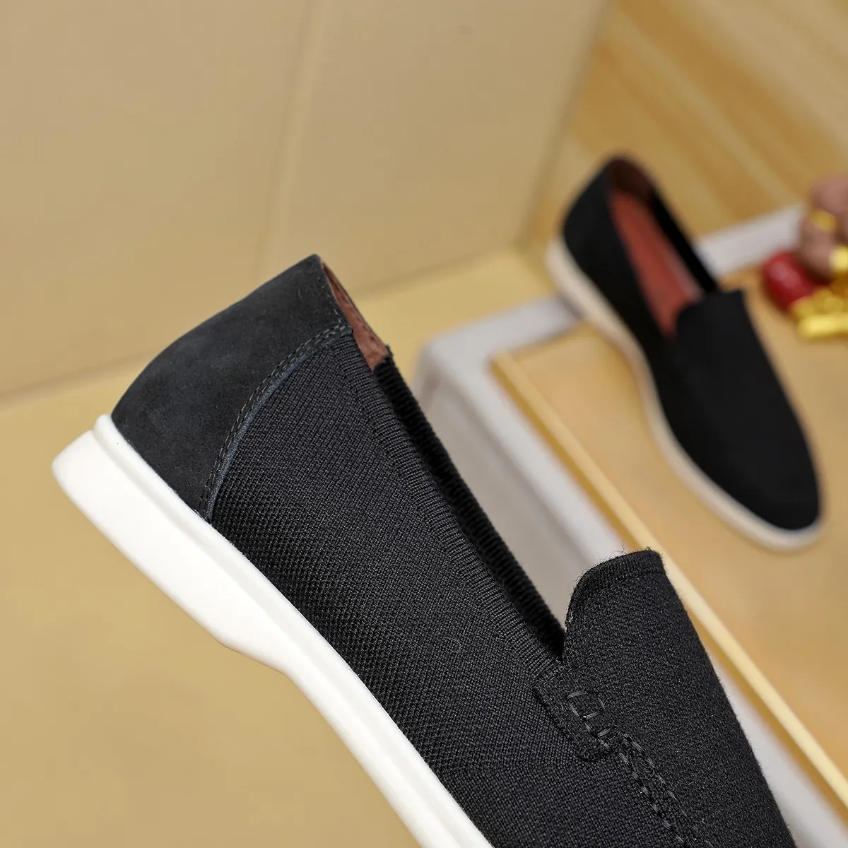Men's Men's Shoes 💰 400 Loro PIana moccasin made of wish wool fabric. The upper is made of knitted fabric, made on a loom, and then attached to a rubber sole. The Rain System's water-repellent treatment enhances the shoe's functional design, while the suede details give the shoe a sense of elegance and sophistication. Made from Wish, fine wool from Australian and New Zealand Merino sheep 38-44